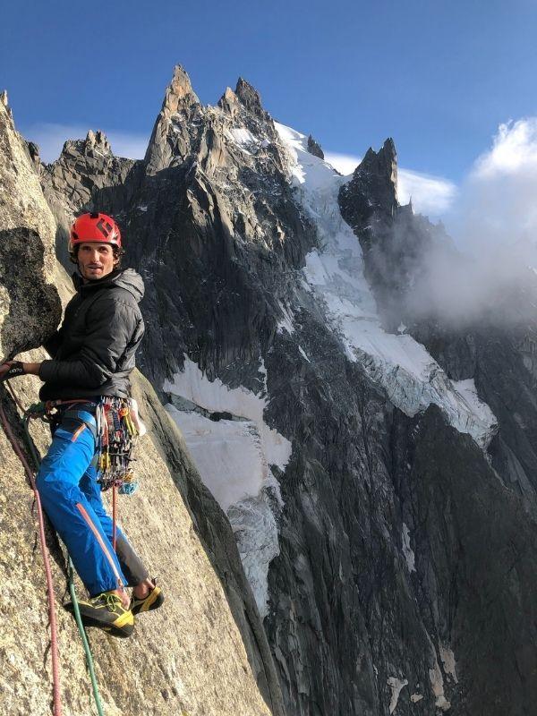Alexis teyssier moniteur d'escalade et de canyon en haute savoie et dans les Alpes