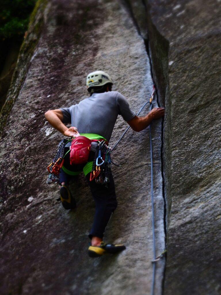 Stage Escalade Trad Cadarese Paroisdumonde Fissure